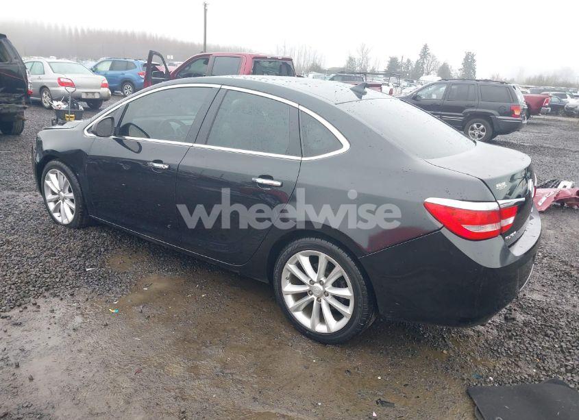 Photo 3 of 2013 Buick Verano (VIN 1G4PP5SK9D4109606)