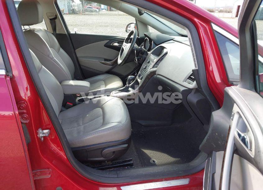 Photo 5 of 2013 Buick Verano (VIN 1G4PP5SK9D4122520)