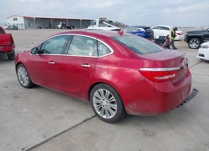 Photo 3 of 2013 Buick Verano (VIN 1G4PP5SK9D4224304)