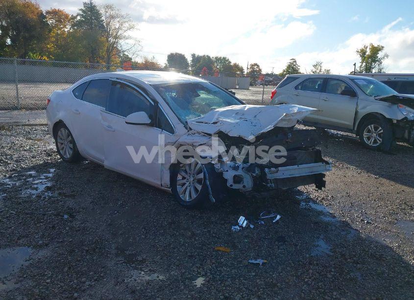 2015 Buick Verano (VIN 1G4PP5SK9F4186981) main photo