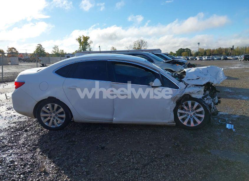 Photo 13 of 2015 Buick Verano (VIN 1G4PP5SK9F4186981)