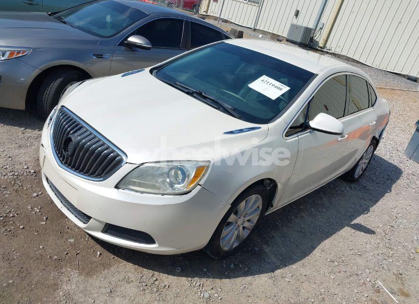 Photo 2 of 2016 Buick Verano (VIN 1G4PP5SK9G4140391)