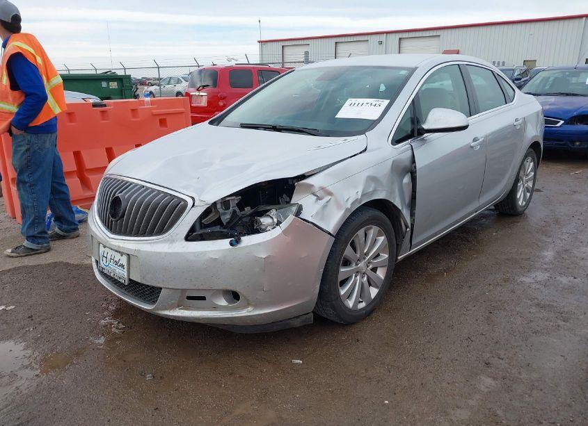 Photo 2 of 2016 Buick Verano (VIN 1G4PP5SK9G4154727)