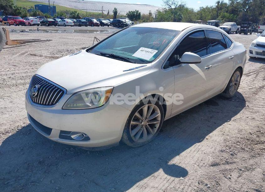 Photo 2 of 2012 Buick Verano (VIN 1G4PP5SKXC4217215)