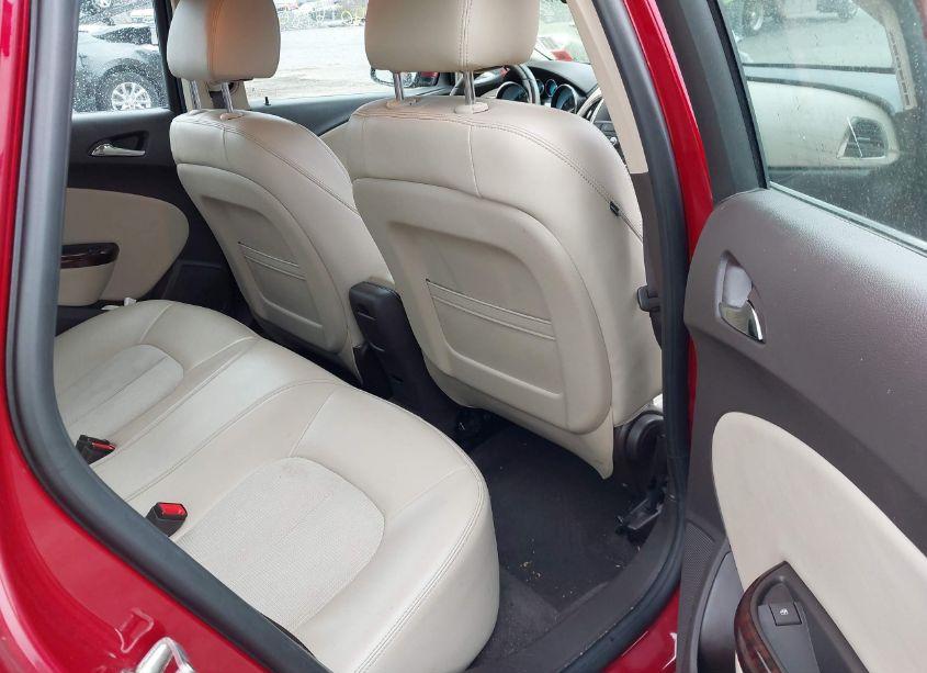 Photo 8 of 2013 Buick Verano (VIN 1G4PP5SKXD4138614)