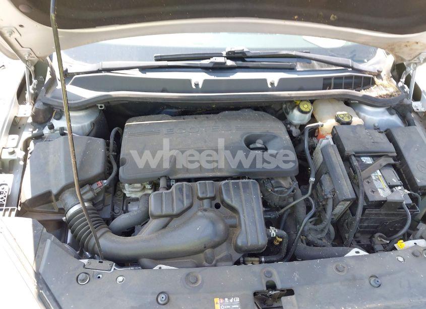 Photo 10 of 2014 Buick Verano (VIN 1G4PP5SKXE4109616)