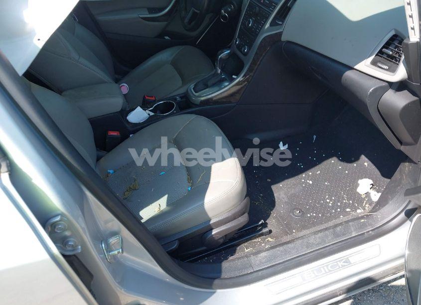 Photo 5 of 2014 Buick Verano (VIN 1G4PP5SKXE4109616)