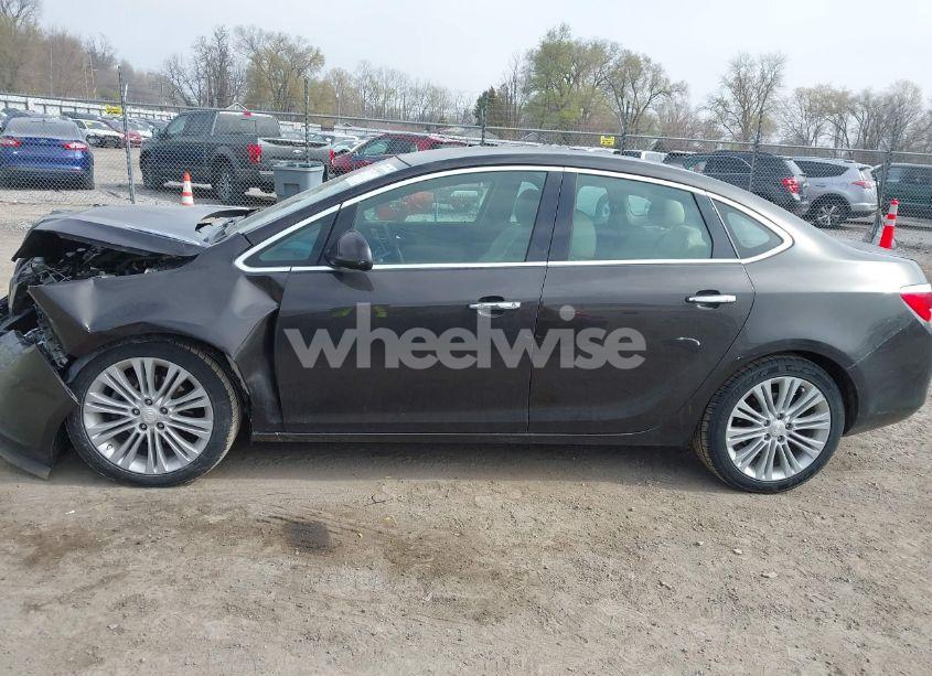 Photo 15 of 2014 Buick Verano (VIN 1G4PP5SKXE4138582)