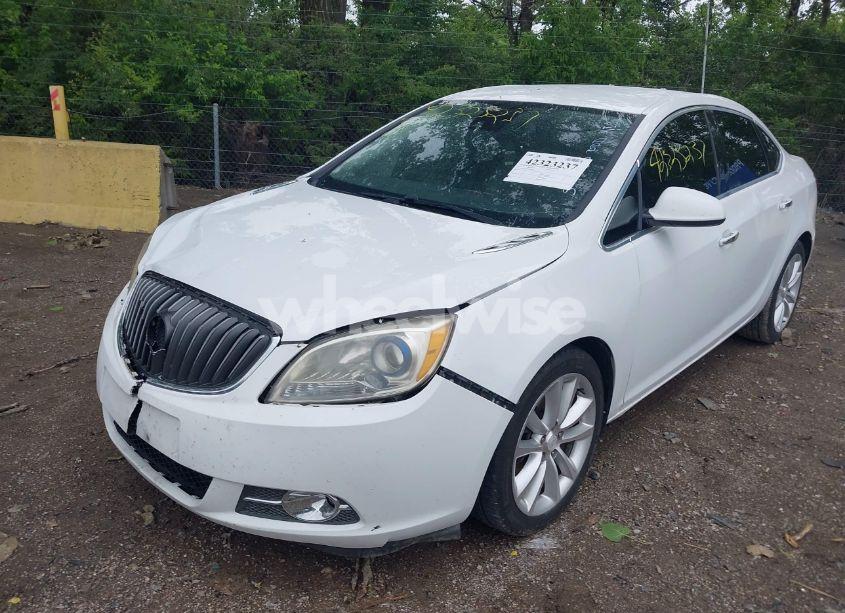 Photo 2 of 2014 Buick Verano CONVENIENCE GROUP (VIN 1G4PR5SK0E4116858)