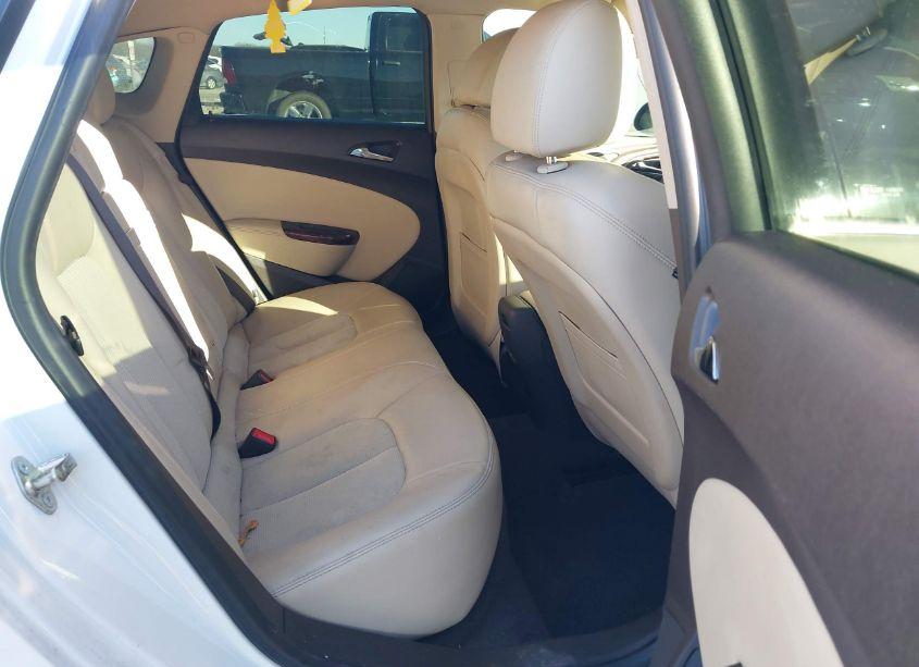 Photo 8 of 2014 Buick Verano CONVENIENCE GROUP (VIN 1G4PR5SK3E4159090)