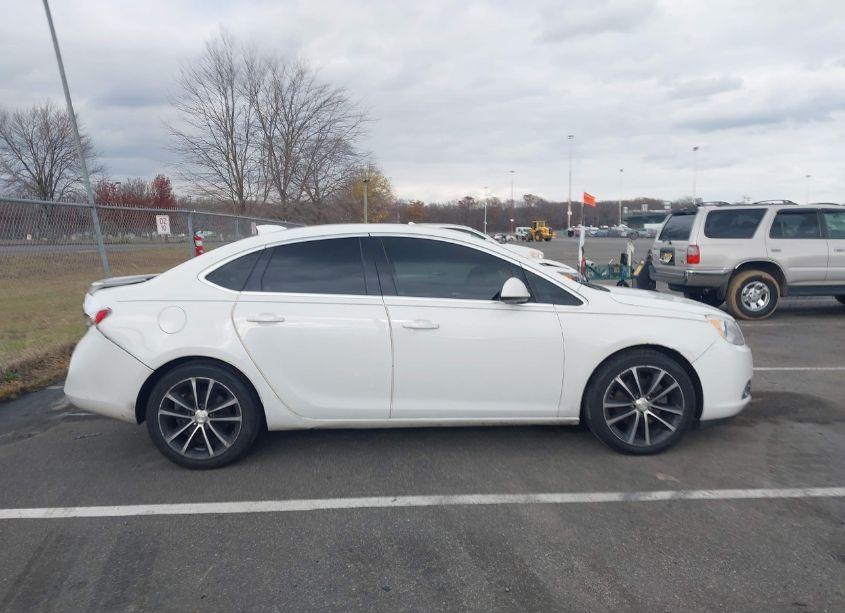 Photo 13 of 2017 Buick Verano SPORT TOURING (VIN 1G4PR5SK3H4105194)