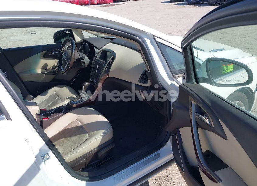 Photo 5 of 2013 Buick Verano CONVENIENCE GROUP (VIN 1G4PR5SK5D4226593)