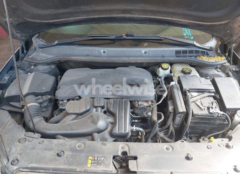 Photo 10 of 2014 Buick Verano CONVENIENCE GROUP (VIN 1G4PR5SK7E4152370)