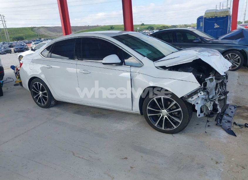 2017 Buick Verano SPORT TOURING (VIN 1G4PR5SK8H4109323) main photo