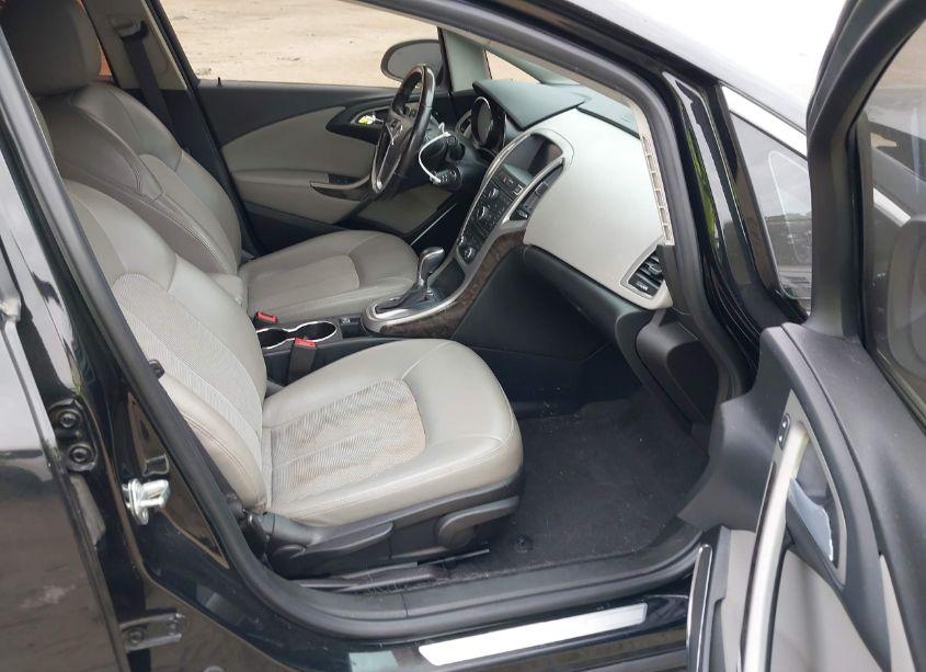 Photo 5 of 2017 Buick Verano SPORT TOURING (VIN 1G4PR5SK8H4110942)