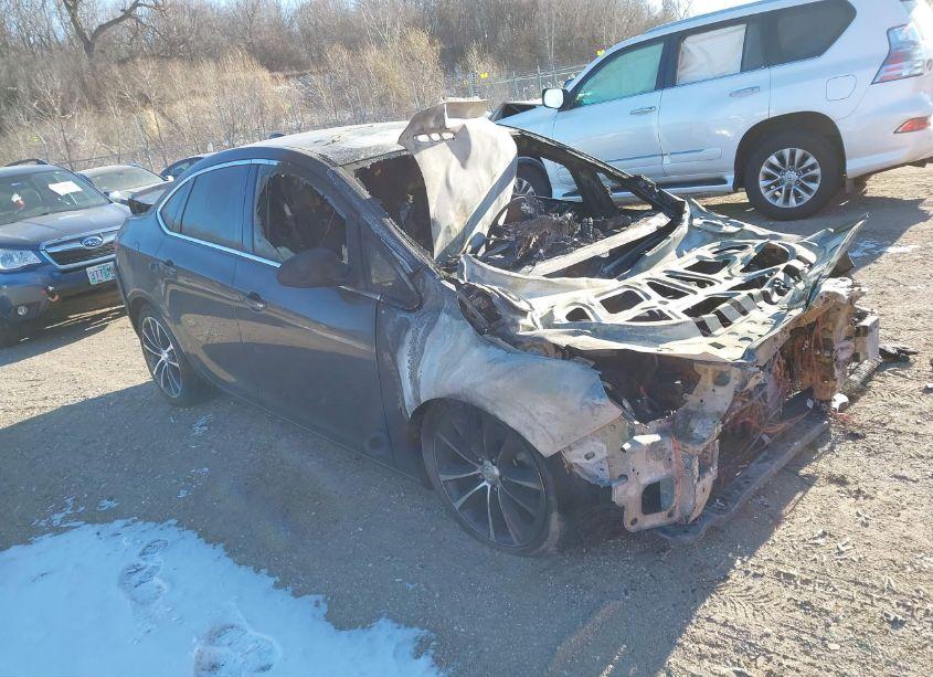 2017 Buick Verano SPORT TOURING (VIN 1G4PR5SK8H4122122) main photo