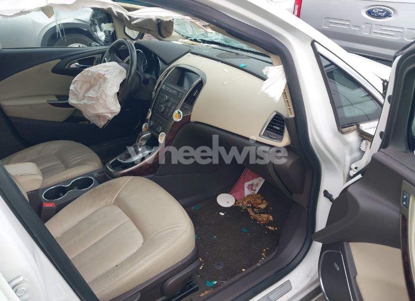 Photo 5 of 2014 Buick Verano LEATHER GROUP (VIN 1G4PS5SK0E4233635)