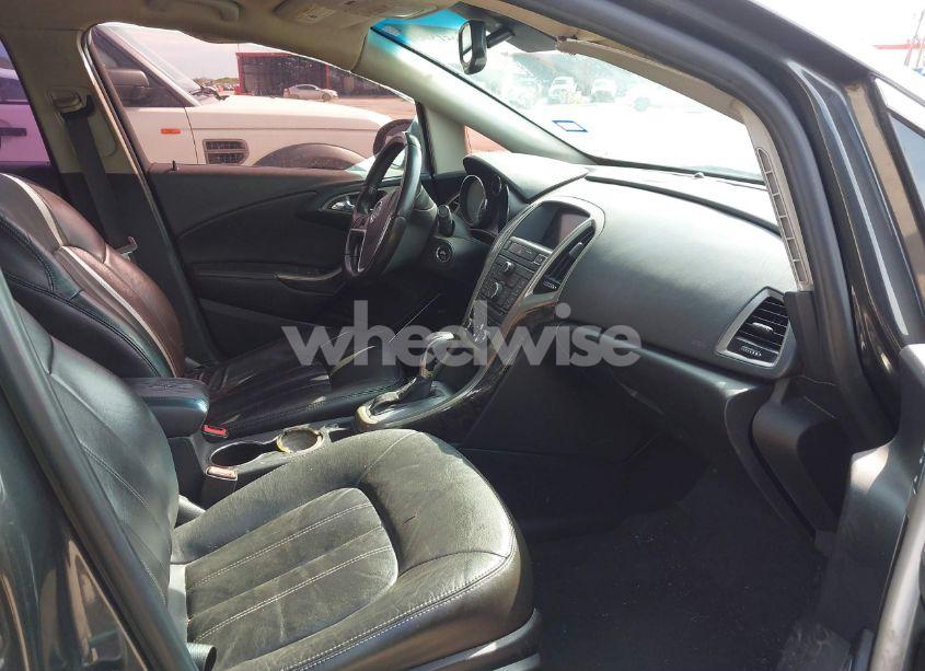 Photo 5 of 2017 Buick Verano LEATHER GROUP (VIN 1G4PS5SK0H4106923)