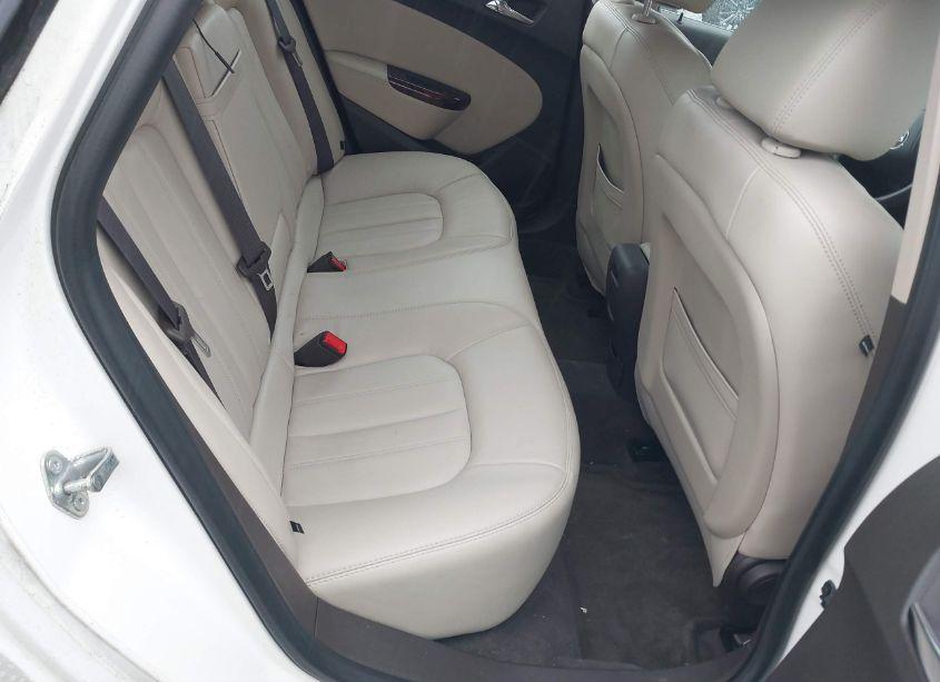 Photo 8 of 2014 Buick Verano LEATHER GROUP (VIN 1G4PS5SK2E4218053)