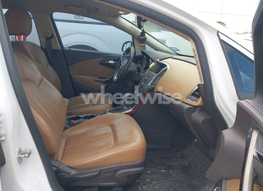 Photo 5 of 2014 Buick Verano LEATHER GROUP (VIN 1G4PS5SK3E4197181)