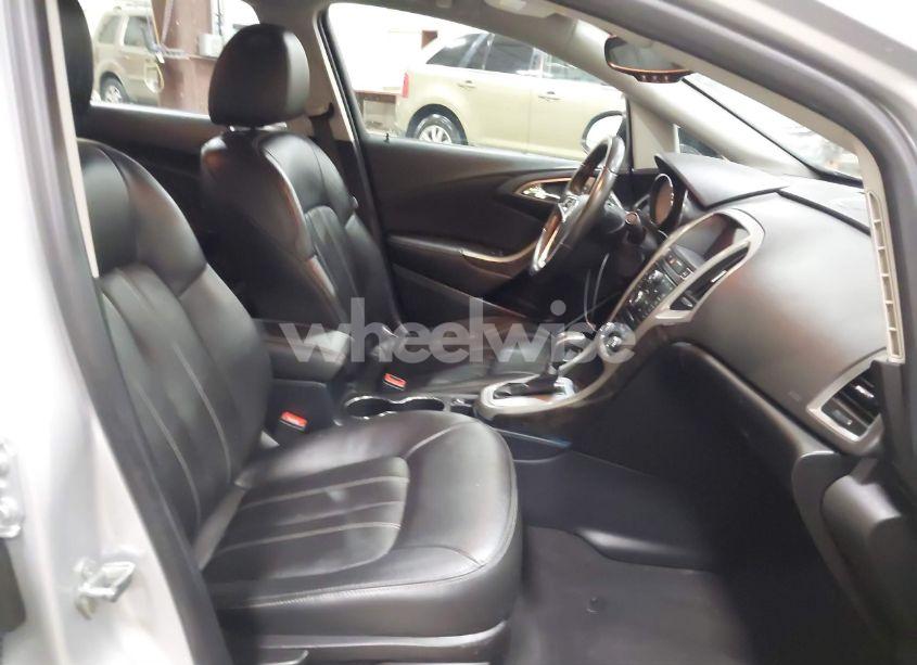 Photo 5 of 2015 Buick Verano LEATHER GROUP (VIN 1G4PS5SK3F4169334)