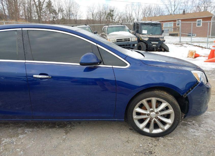 Photo 12 of 2013 Buick Verano LEATHER GROUP (VIN 1G4PS5SK4D4100293)