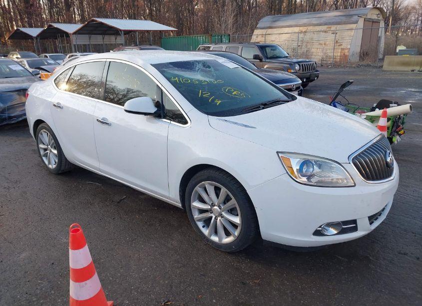 2013 Buick Verano LEATHER GROUP (VIN 1G4PS5SK4D4187533) main photo