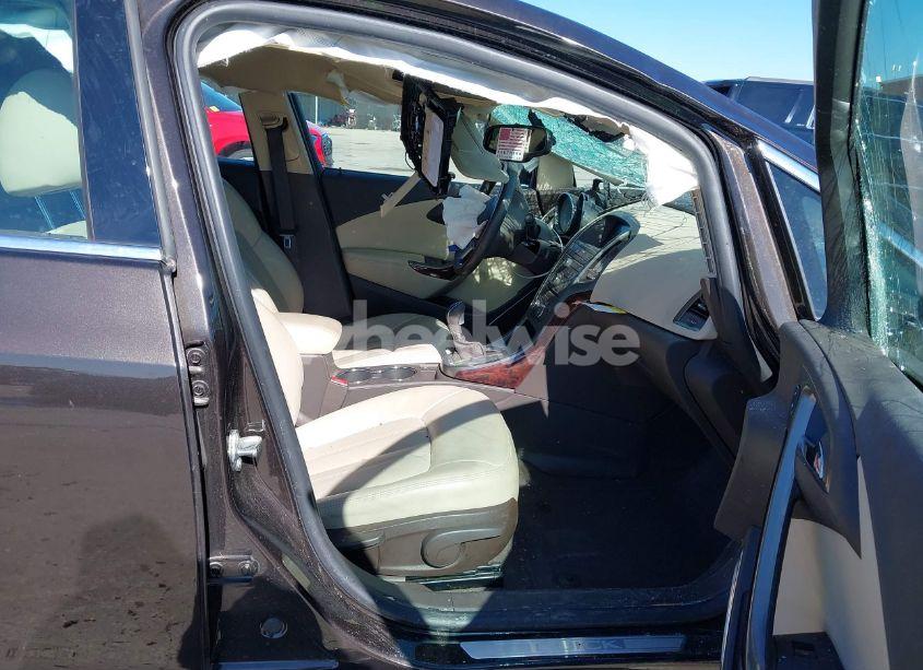 Photo 5 of 2014 Buick Verano LEATHER GROUP (VIN 1G4PS5SK4E4175786)