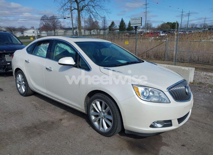 2015 Buick Verano LEATHER GROUP (VIN 1G4PS5SK5F4134603) main photo