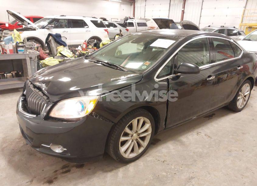 Photo 2 of 2014 Buick Verano LEATHER GROUP (VIN 1G4PS5SK6E4146158)