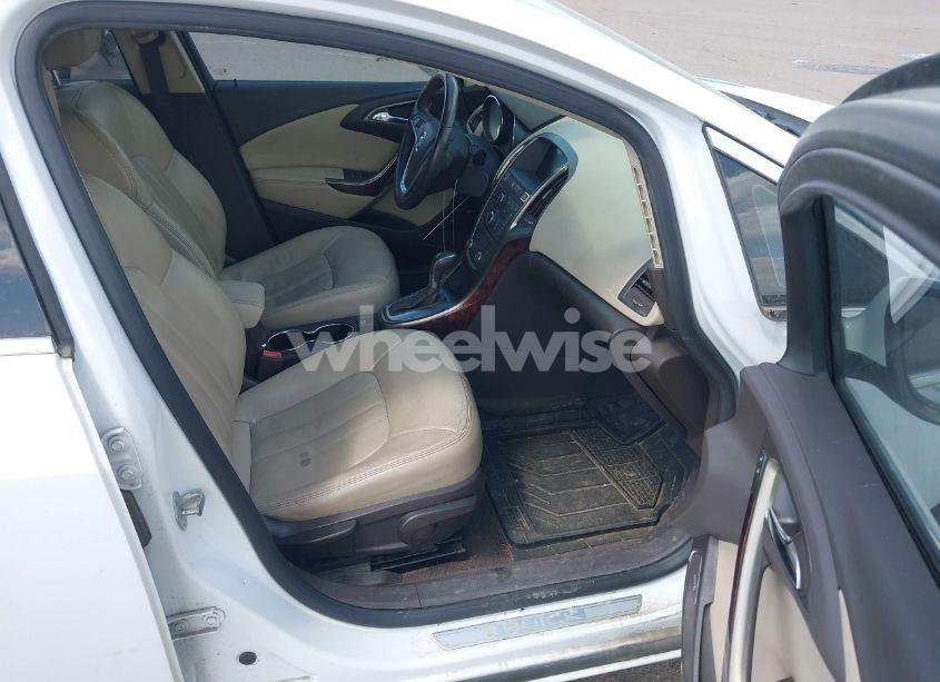 Photo 5 of 2012 Buick Verano LEATHER GROUP (VIN 1G4PS5SK7C4230339)