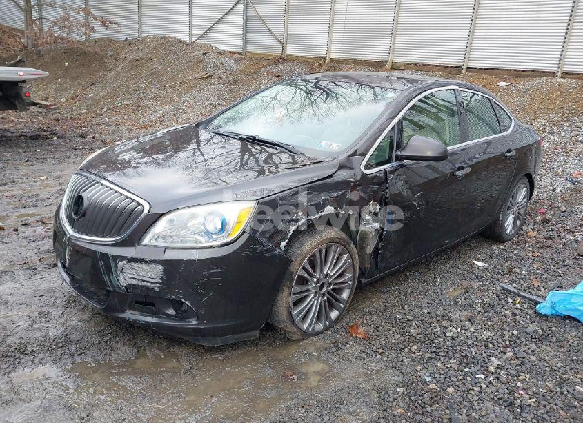 Photo 2 of 2013 Buick Verano LEATHER GROUP (VIN 1G4PS5SK7D4177790)