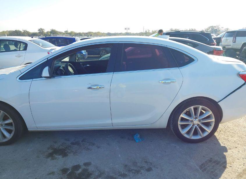 Photo 14 of 2017 Buick Verano LEATHER GROUP (VIN 1G4PS5SK7H4112363)