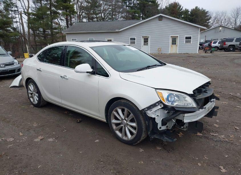 2013 Buick Verano LEATHER GROUP (VIN 1G4PS5SK8D4125522) main photo