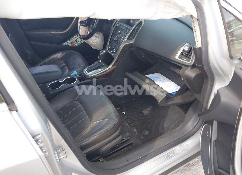 Photo 5 of 2013 Buick Verano LEATHER GROUP (VIN 1G4PS5SK8D4154082)