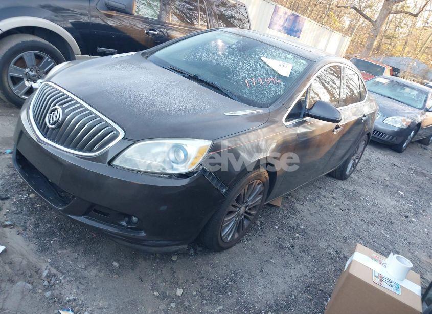 Photo 2 of 2014 Buick Verano LEATHER GROUP (VIN 1G4PS5SK8E4179596)