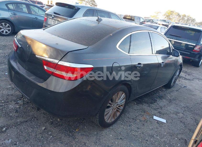 Photo 4 of 2014 Buick Verano LEATHER GROUP (VIN 1G4PS5SK8E4179596)