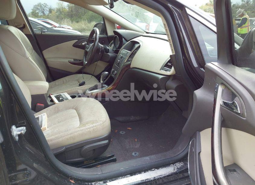 Photo 5 of 2014 Buick Verano LEATHER GROUP (VIN 1G4PS5SK8E4224178)