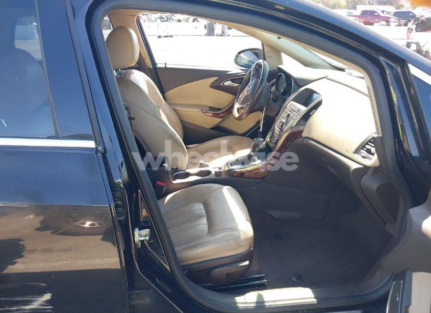 Photo 5 of 2014 Buick Verano LEATHER GROUP (VIN 1G4PS5SK8E4228277)