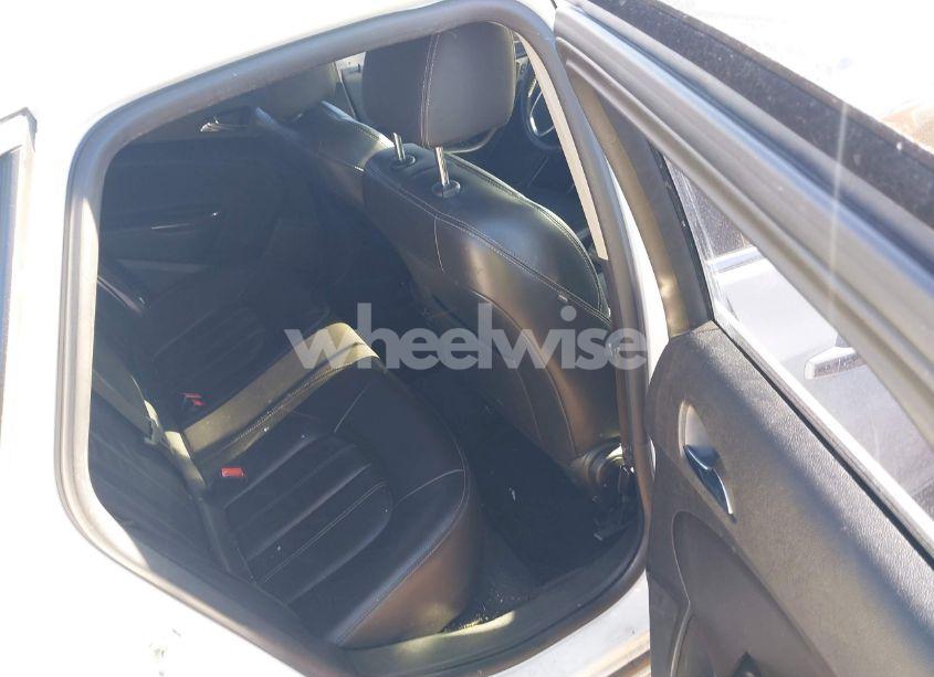 Photo 8 of 2015 Buick Verano LEATHER GROUP (VIN 1G4PS5SK8F4168258)