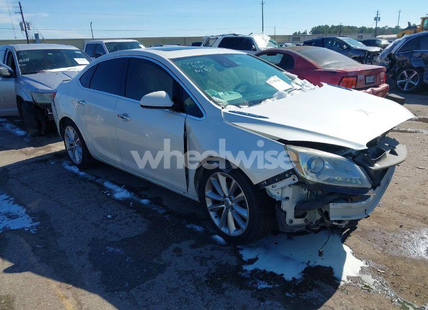 2015 Buick Verano LEATHER GROUP (VIN 1G4PS5SK8F4211853) main photo