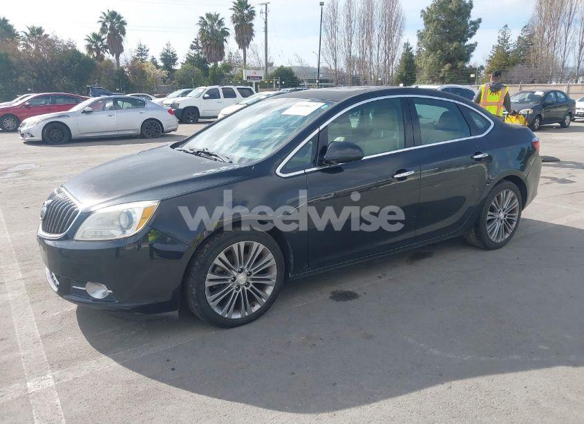 Photo 2 of 2014 Buick Verano LEATHER GROUP (VIN 1G4PS5SK9E4153413)