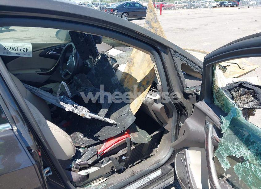 Photo 5 of 2014 Buick Verano LEATHER GROUP (VIN 1G4PS5SK9E4155906)