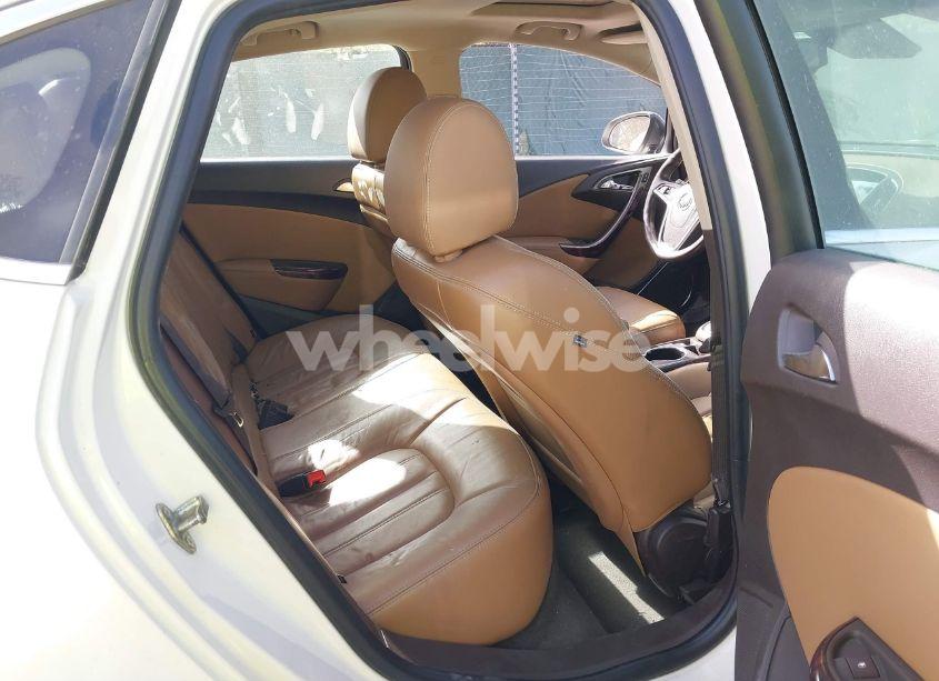 Photo 8 of 2014 Buick Verano LEATHER GROUP (VIN 1G4PS5SKXE4181334)
