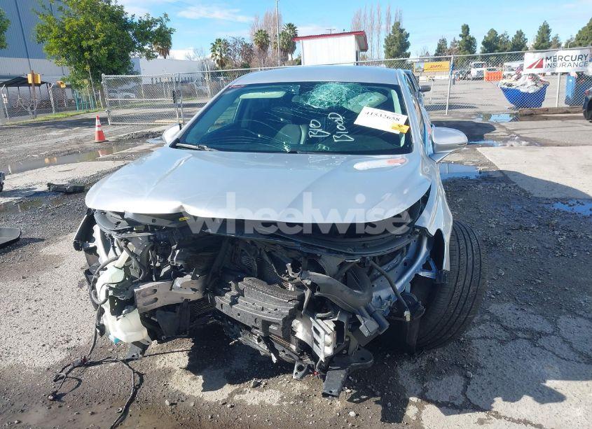 Photo 13 of 2017 Buick Lacrosse ESSENCE (VIN 1G4ZP5SS1HU210332)