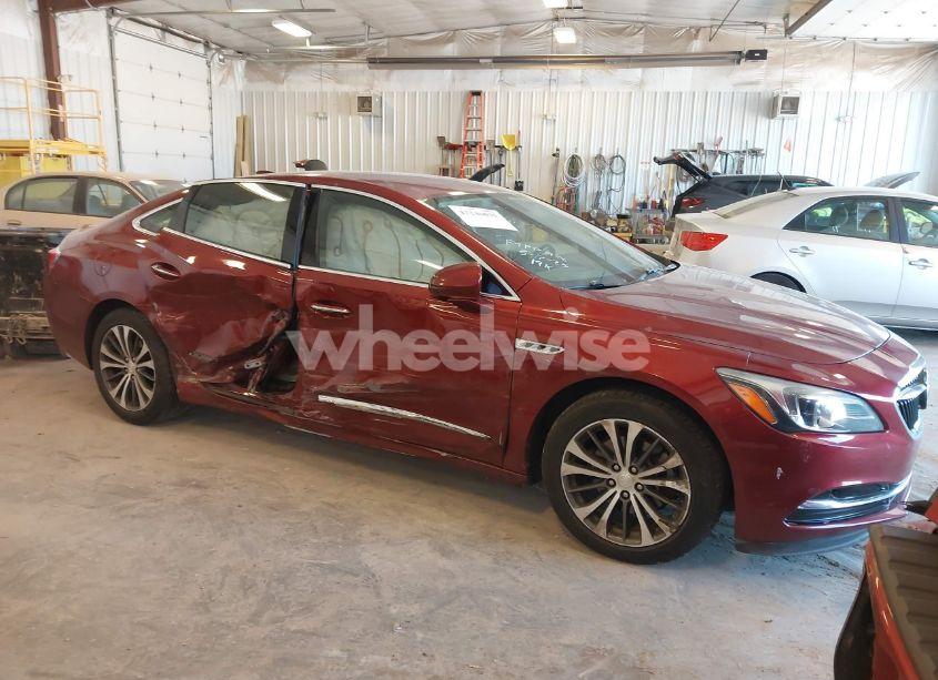 2017 Buick Lacrosse ESSENCE (VIN 1G4ZP5SSXHU182644) main photo