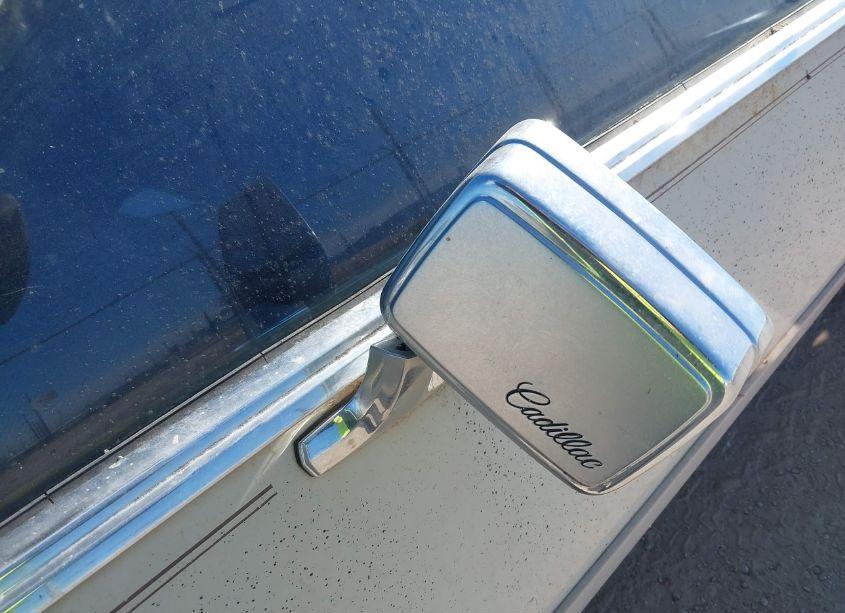 Photo 14 of 1984 Cadillac Eldorado (VIN 1G6AL5787EE647254)