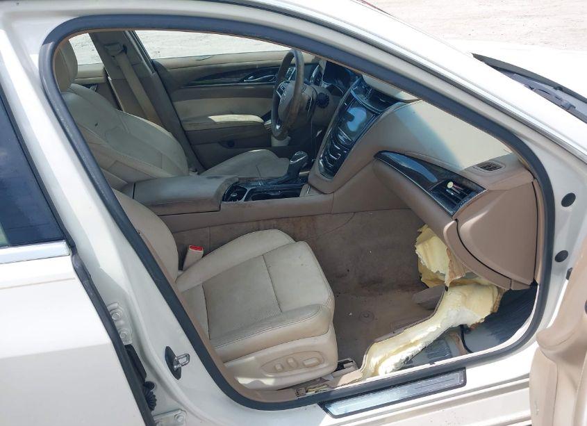 Photo 5 of 2014 Cadillac Cts LUXURY (VIN 1G6AR5S34E0177854)