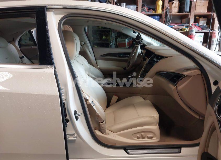 Photo 5 of 2014 Cadillac Cts LUXURY (VIN 1G6AX5S30E0181597)