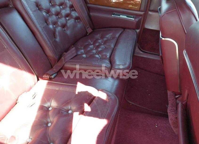 Photo 8 of 1989 Cadillac Fleetwood (VIN 1G6CB1155K4358846)